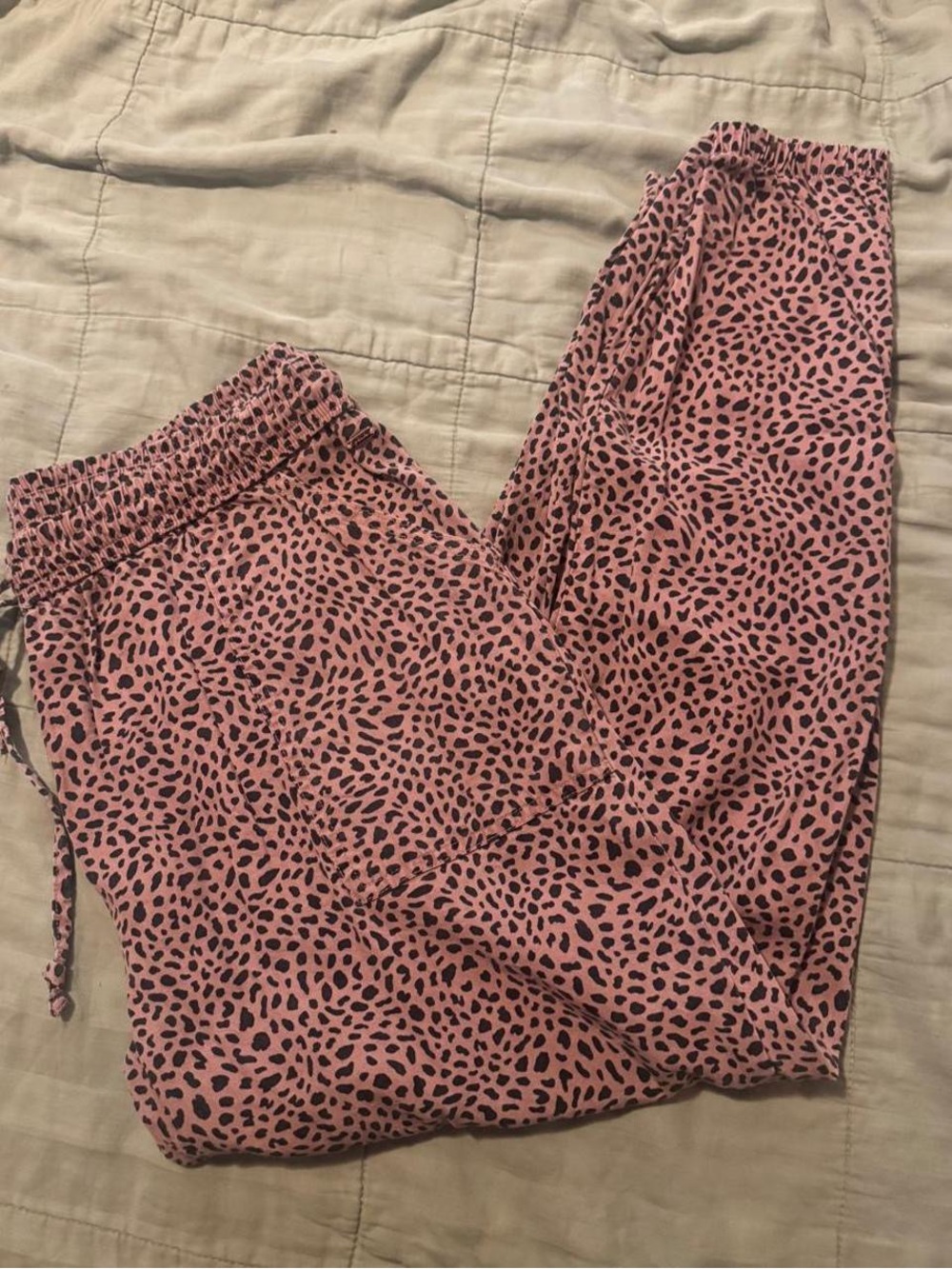 Victoria's Secret Pink Leopard-Print Jogger Pants